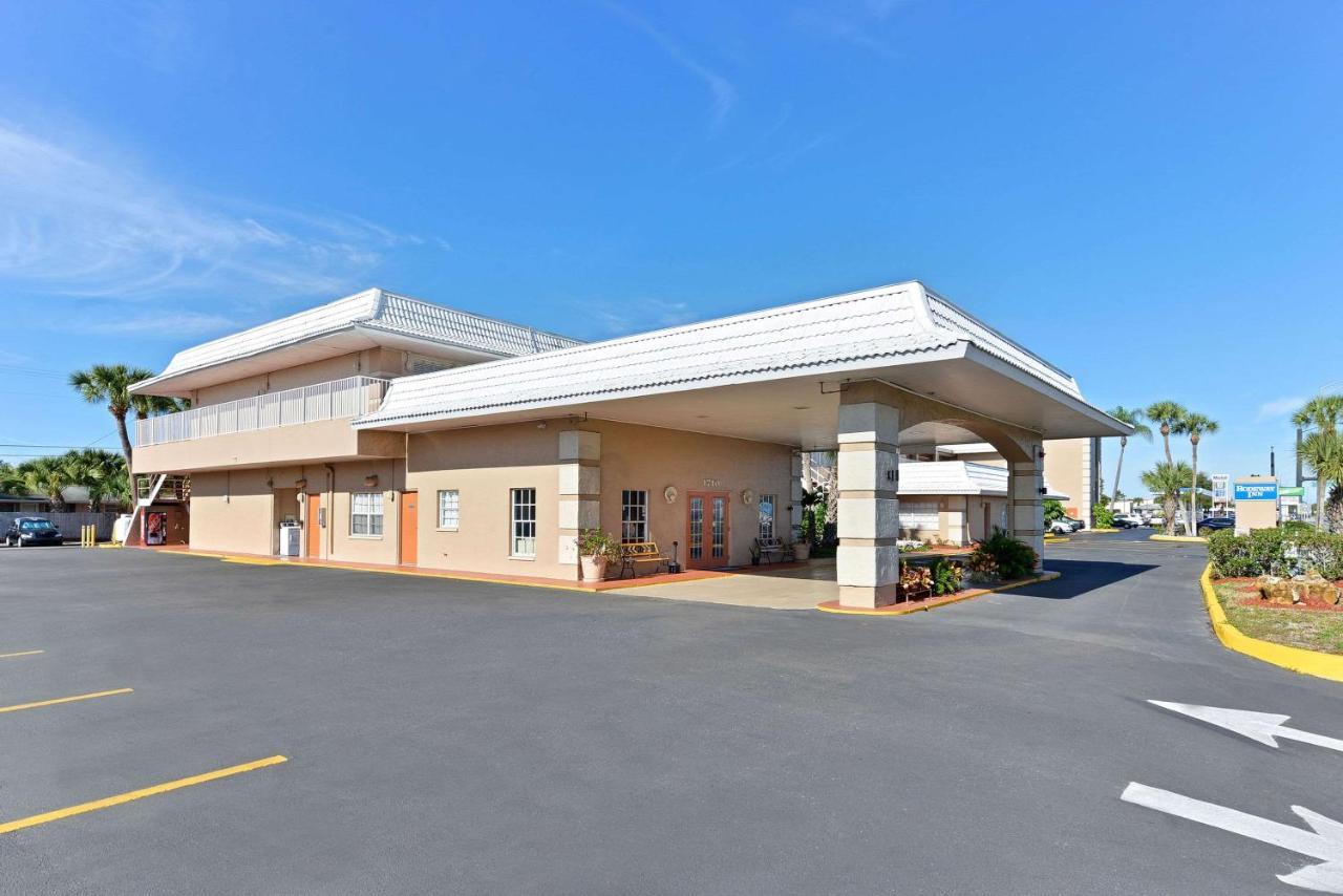 Travelodge By Wyndham Venice Venice Gardens Exterior photo